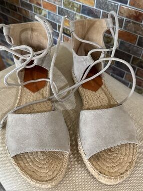 Womens Lace-Up Espadrille Sandals in Light gray